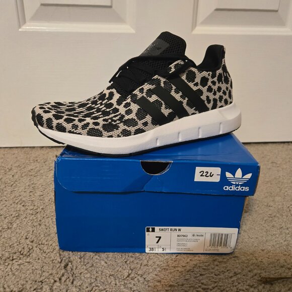 Adidas_Swift Run_Leopard Print_Size 7W_NIB - Picture 2 of 4